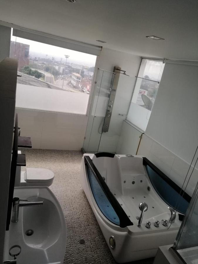קאלי Hotel San Antonio Plaza מראה חיצוני תמונה